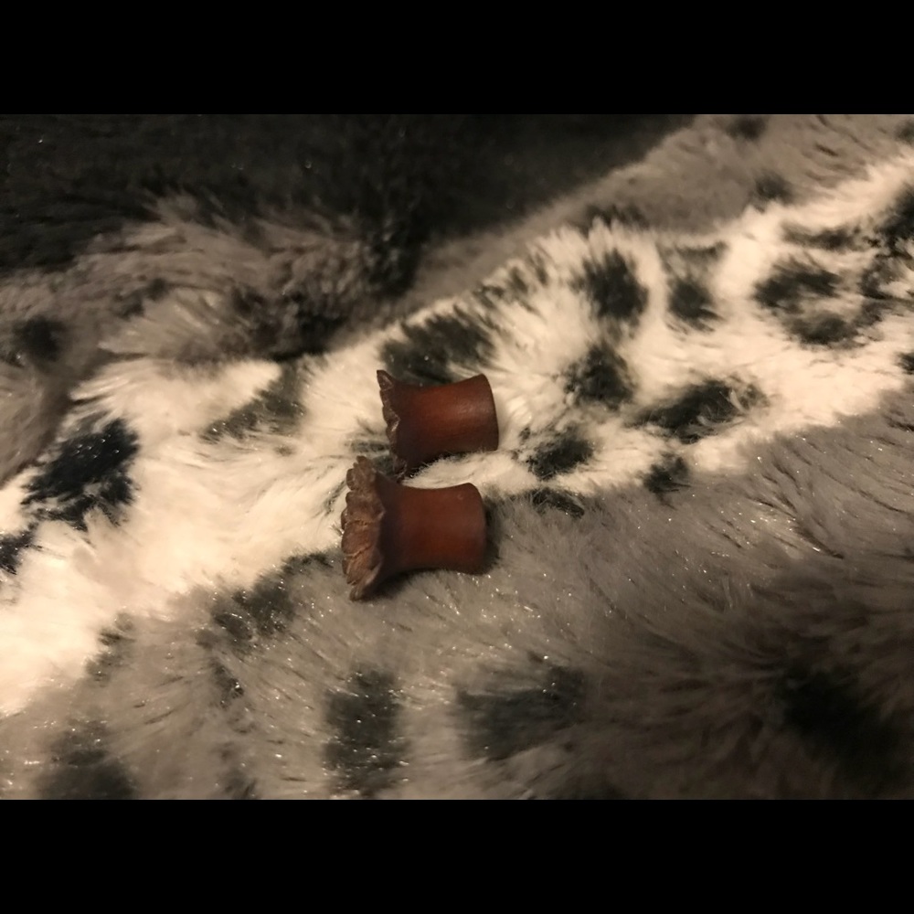 0g Cute Wooden Flower Gauges - Picture 2 of 2